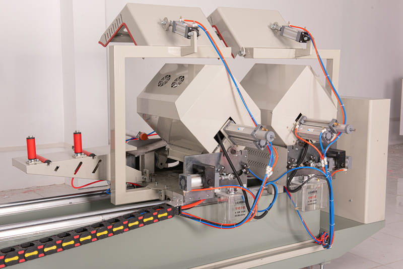 Tổng kho máy nhôm kính số 1 Việt Nam